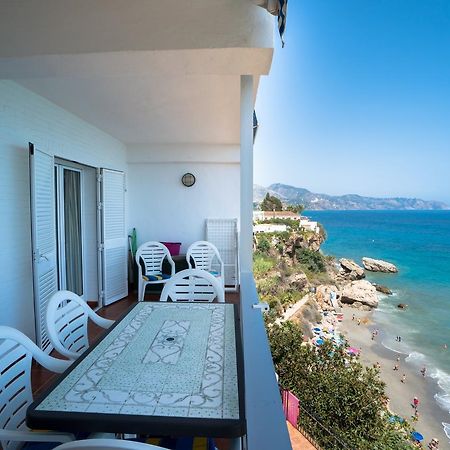 Carabeo 60 2B Menyber Apartment เนร์คา ภายนอก รูปภาพ